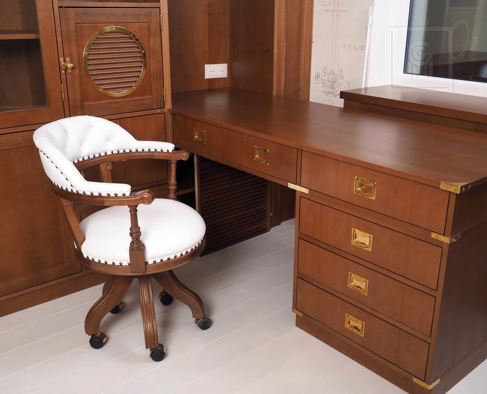 Старый Мастер