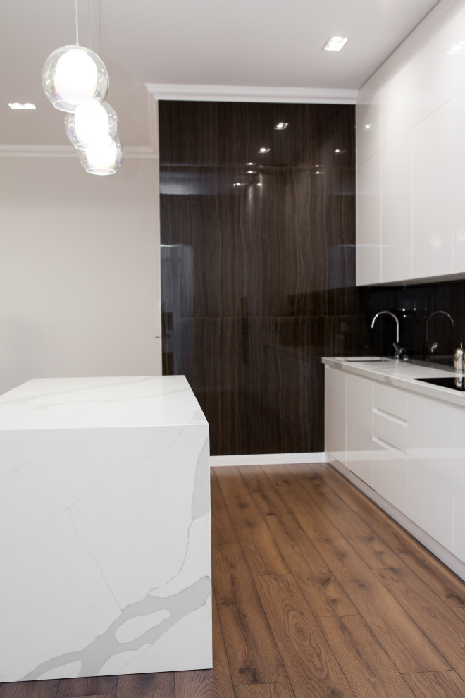 Светлая кухня в современном стиле