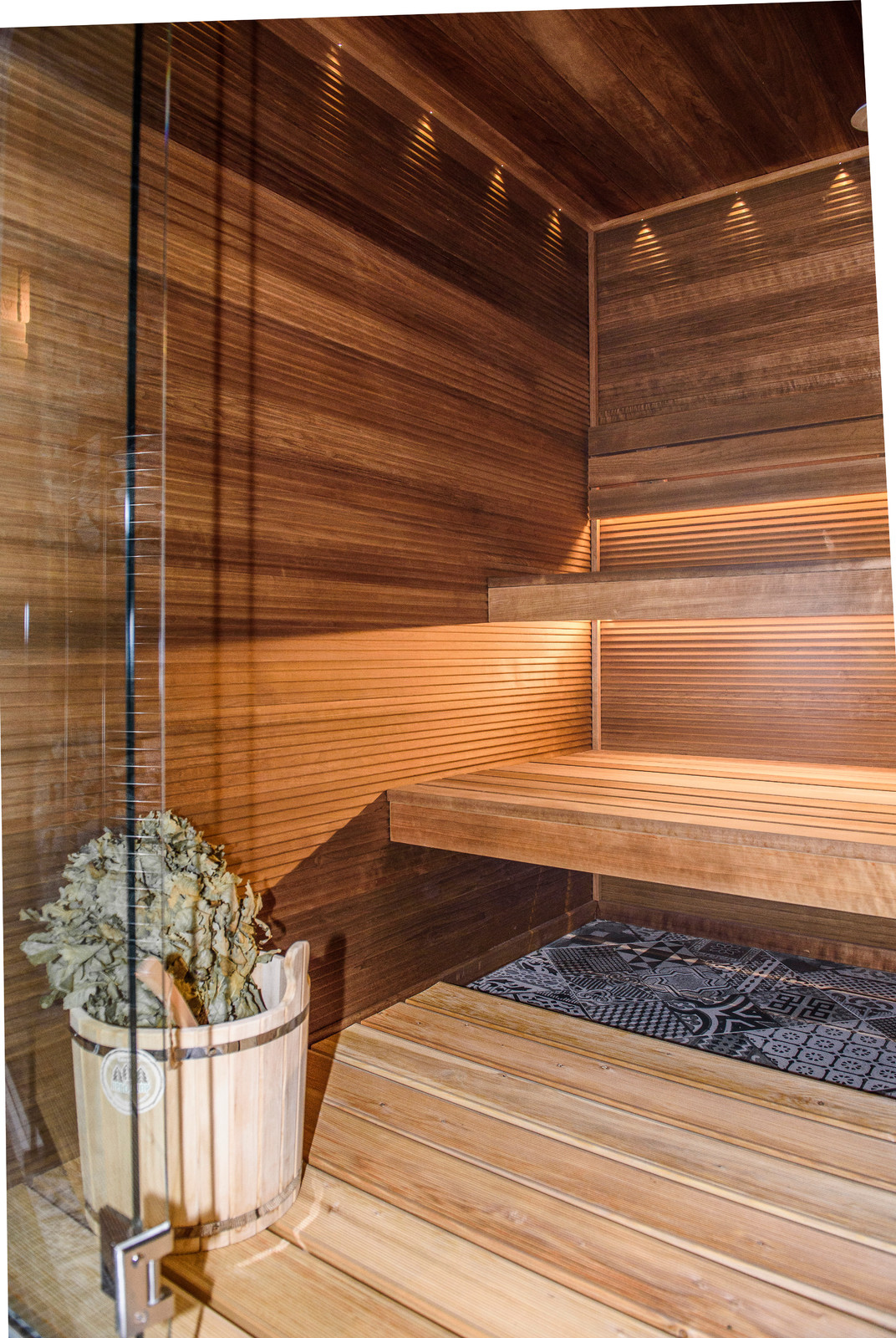 Дизайн домашней сауны-бильярда