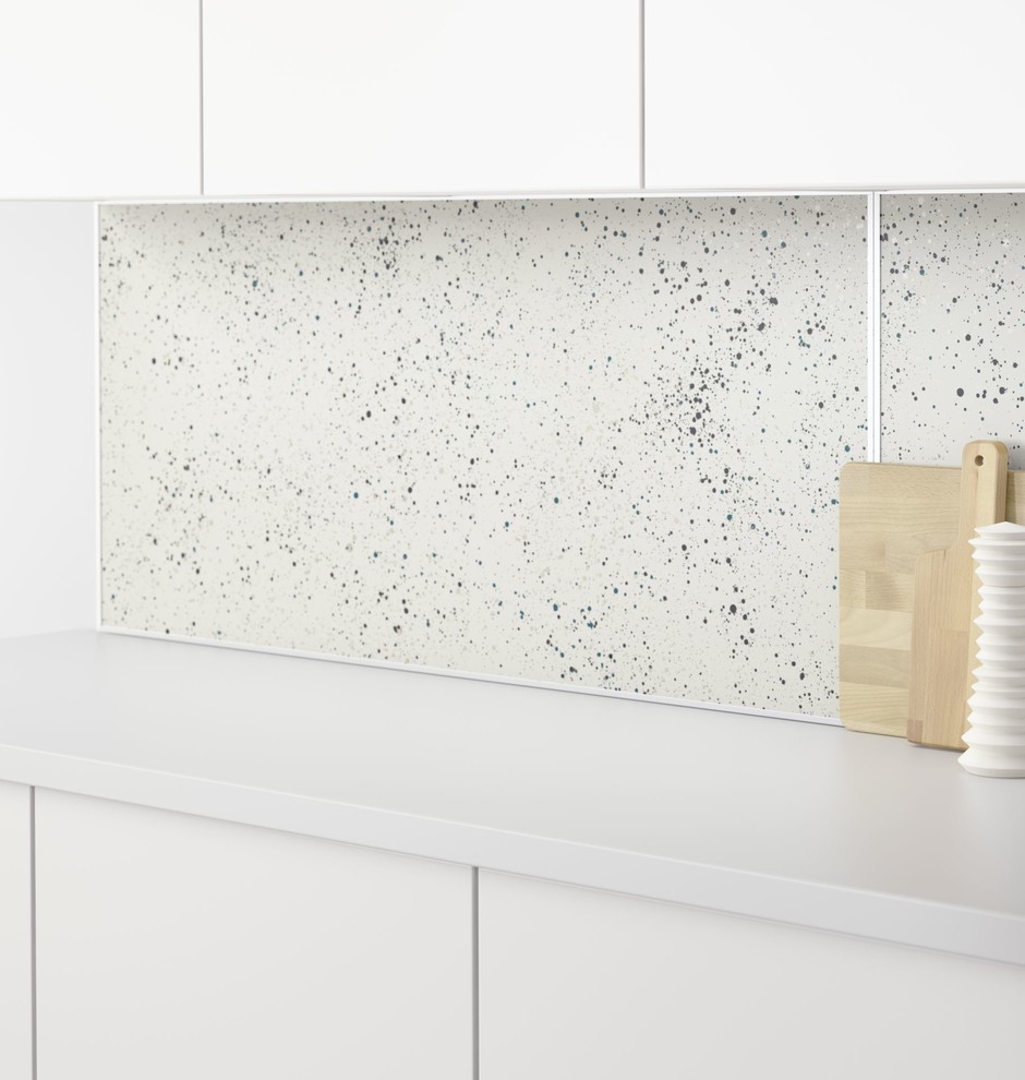 Вопрос: Как обновить фартук, не сбивая плитку