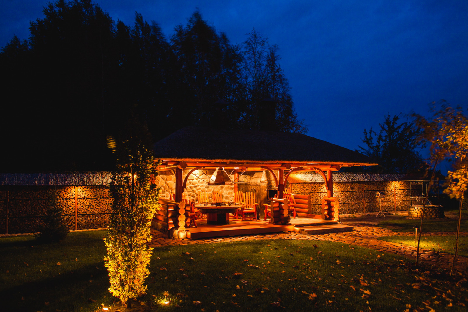 Архитектурное освещение беседки