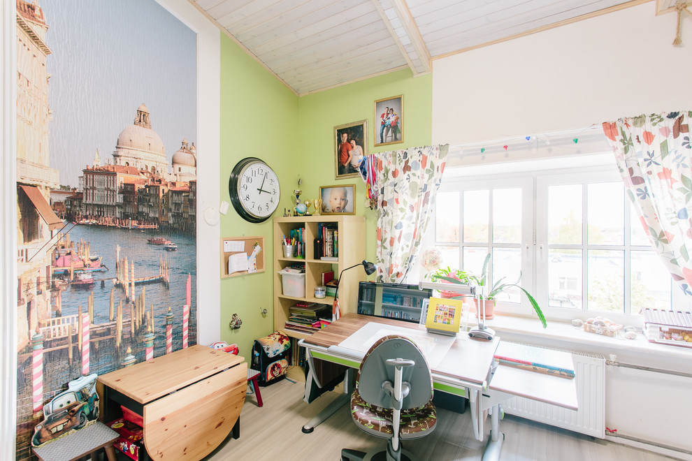 В гостях: Мансарда со стихийным ремонтом