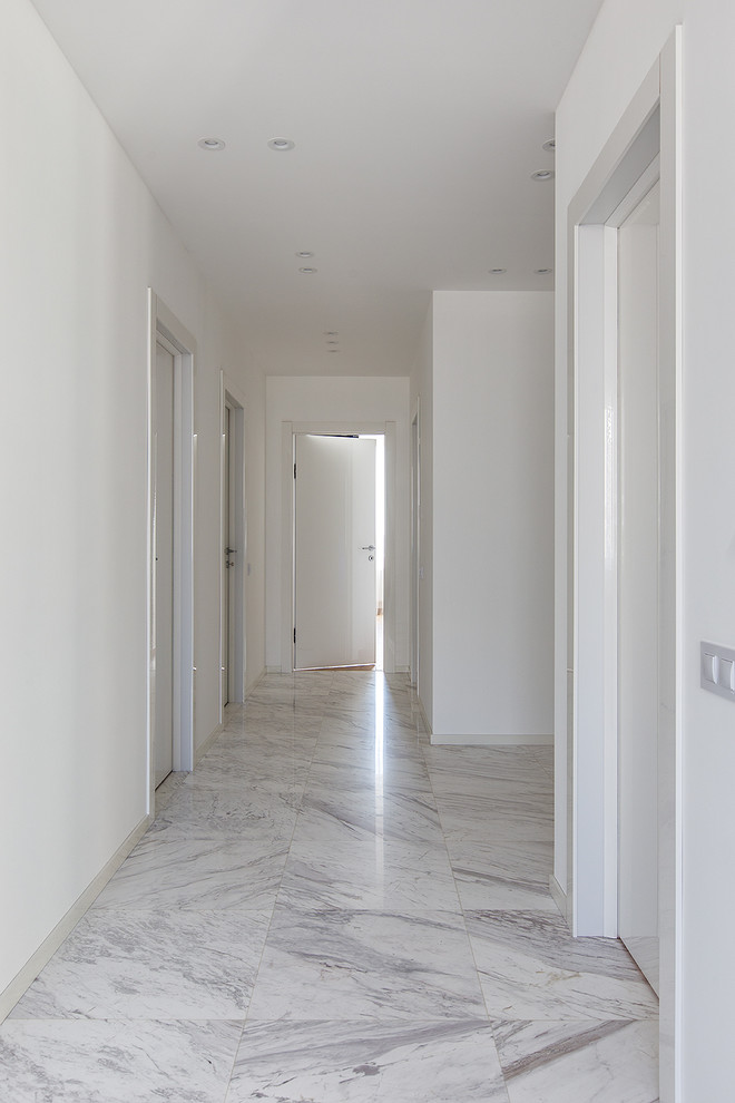 Marble minimalism