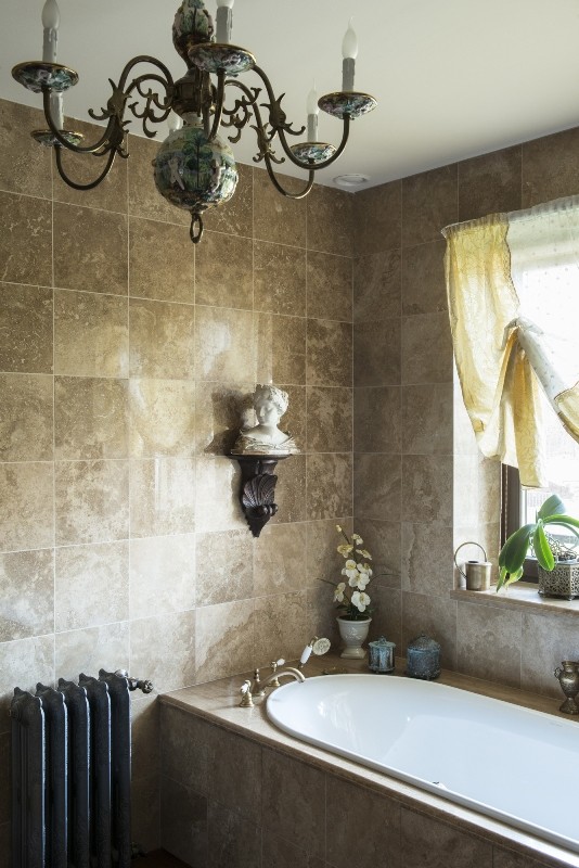 Дом с антиквариатом