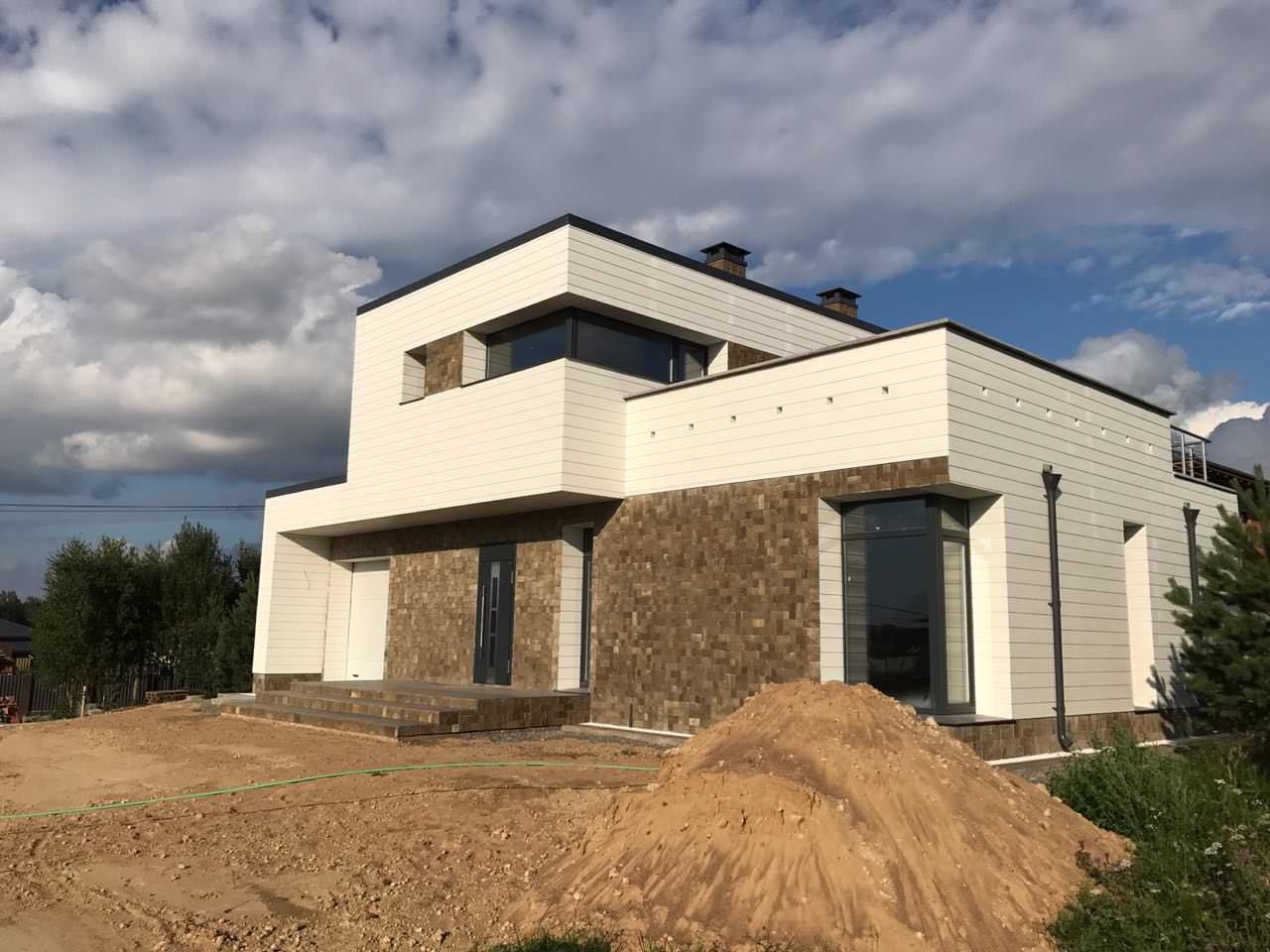 Коттедж из кирпича