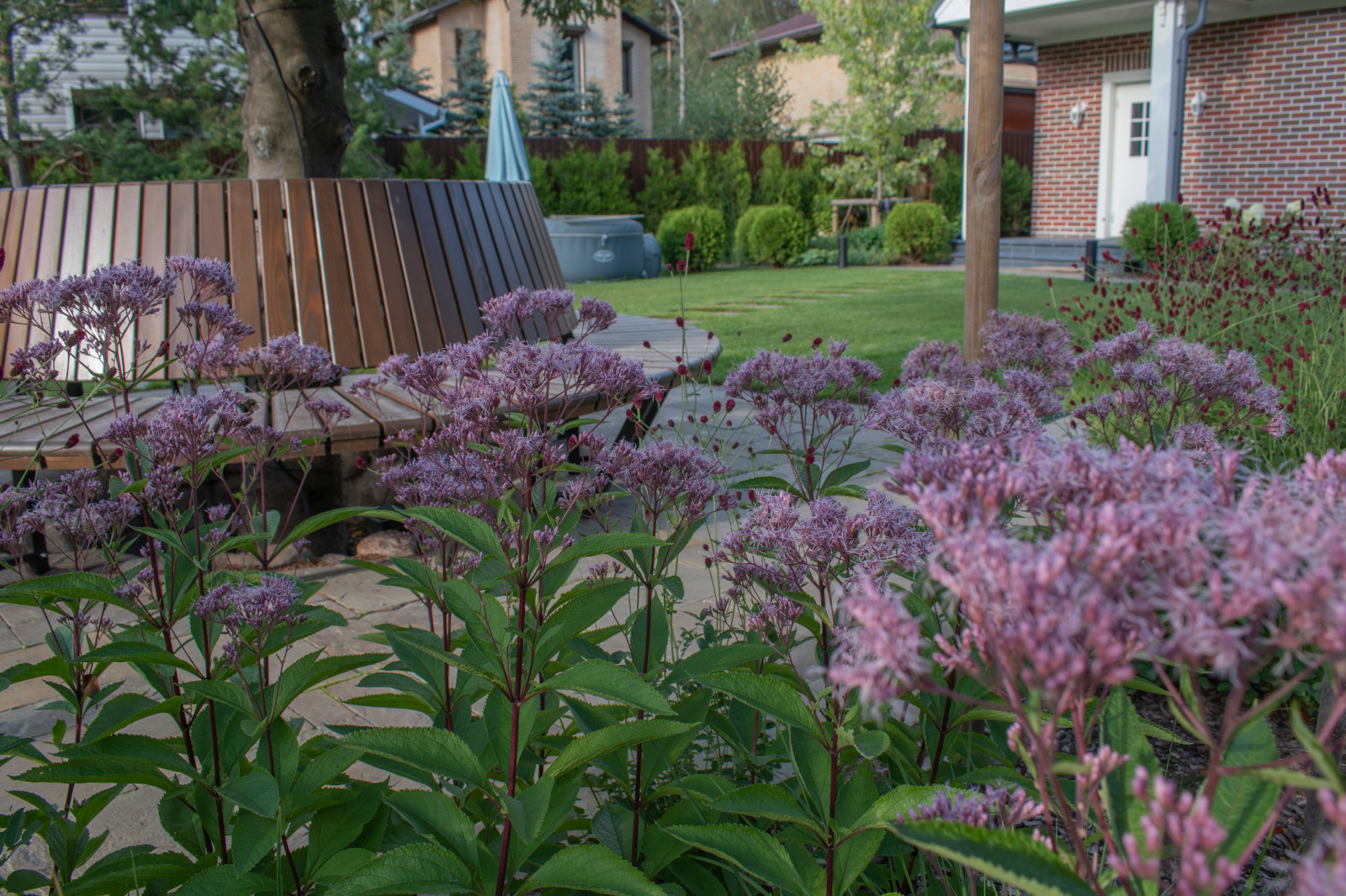 Реализация проекта частного участка в Репино