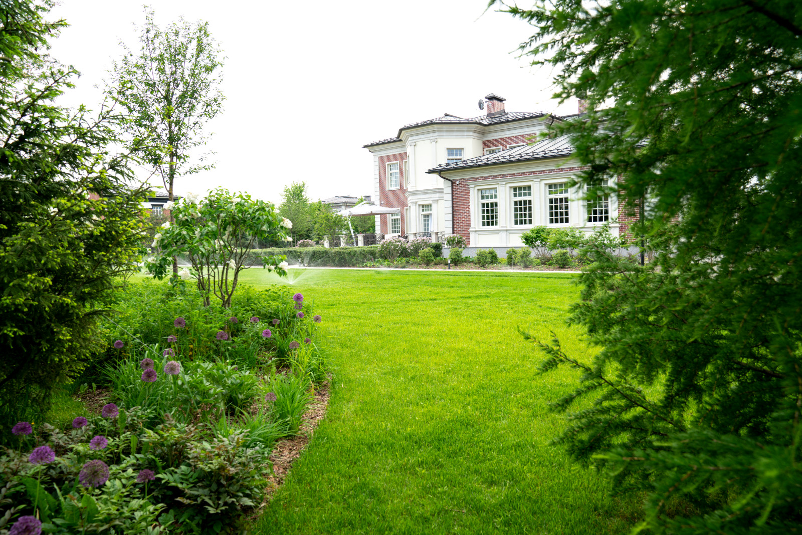 Английская неоклассика в Парквилл. 2019 г.