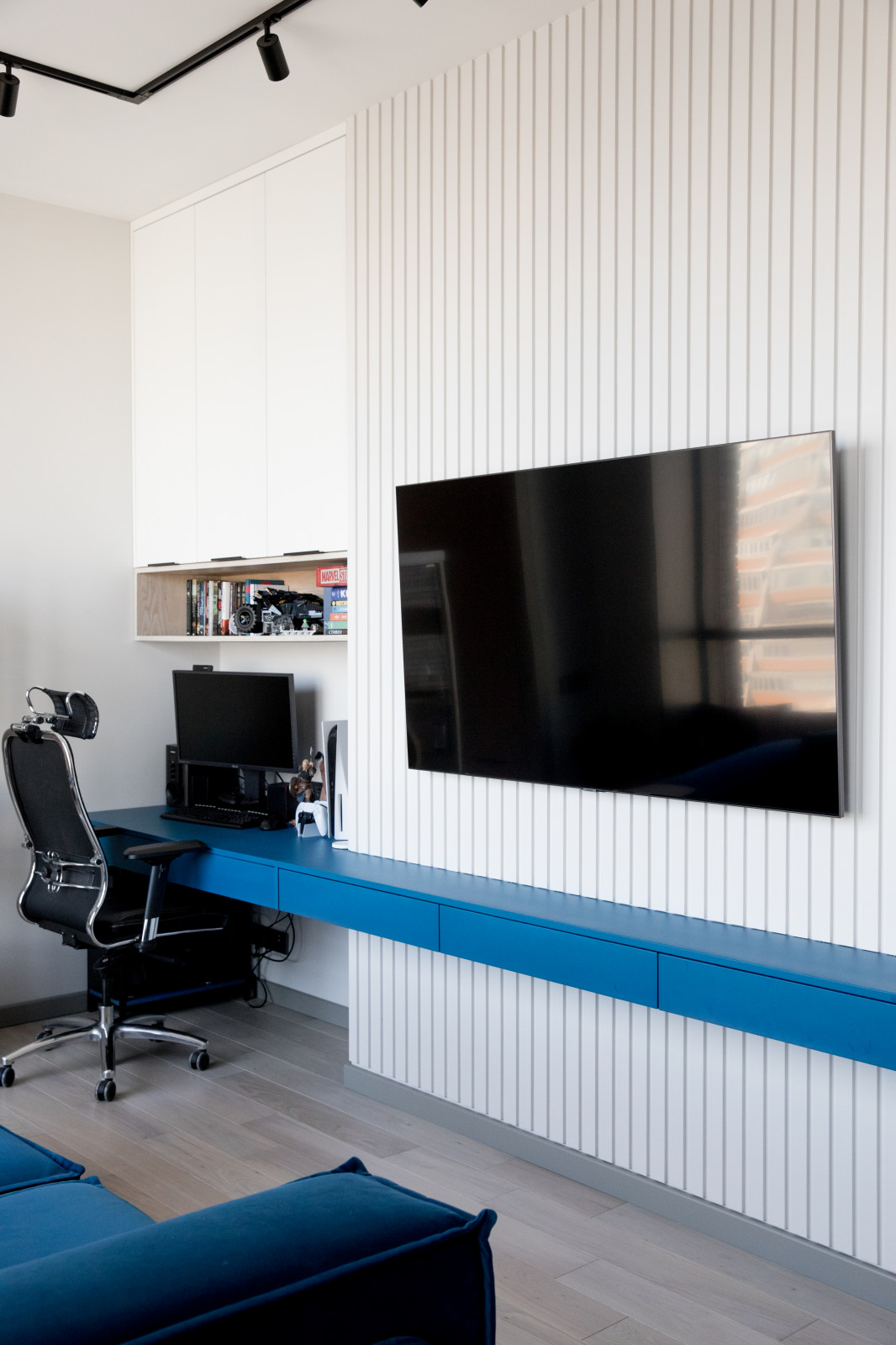 Небесно синий в ЖК Новочеремушкинская 17