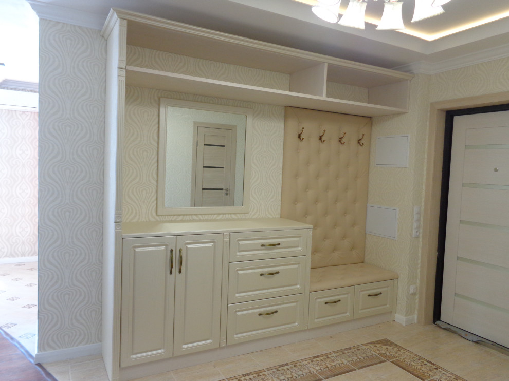 Мебель для прихожей с подборкой к интерьеру