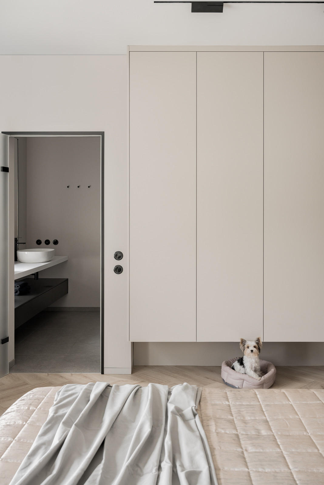 Барометр [июль 2022]: Спальни — 24 новых проекта