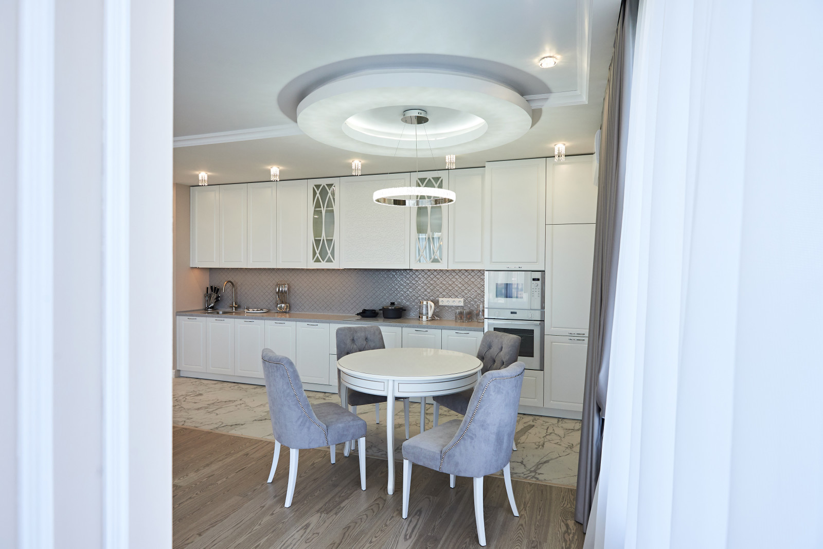 Неоклассика. Женский вариант.