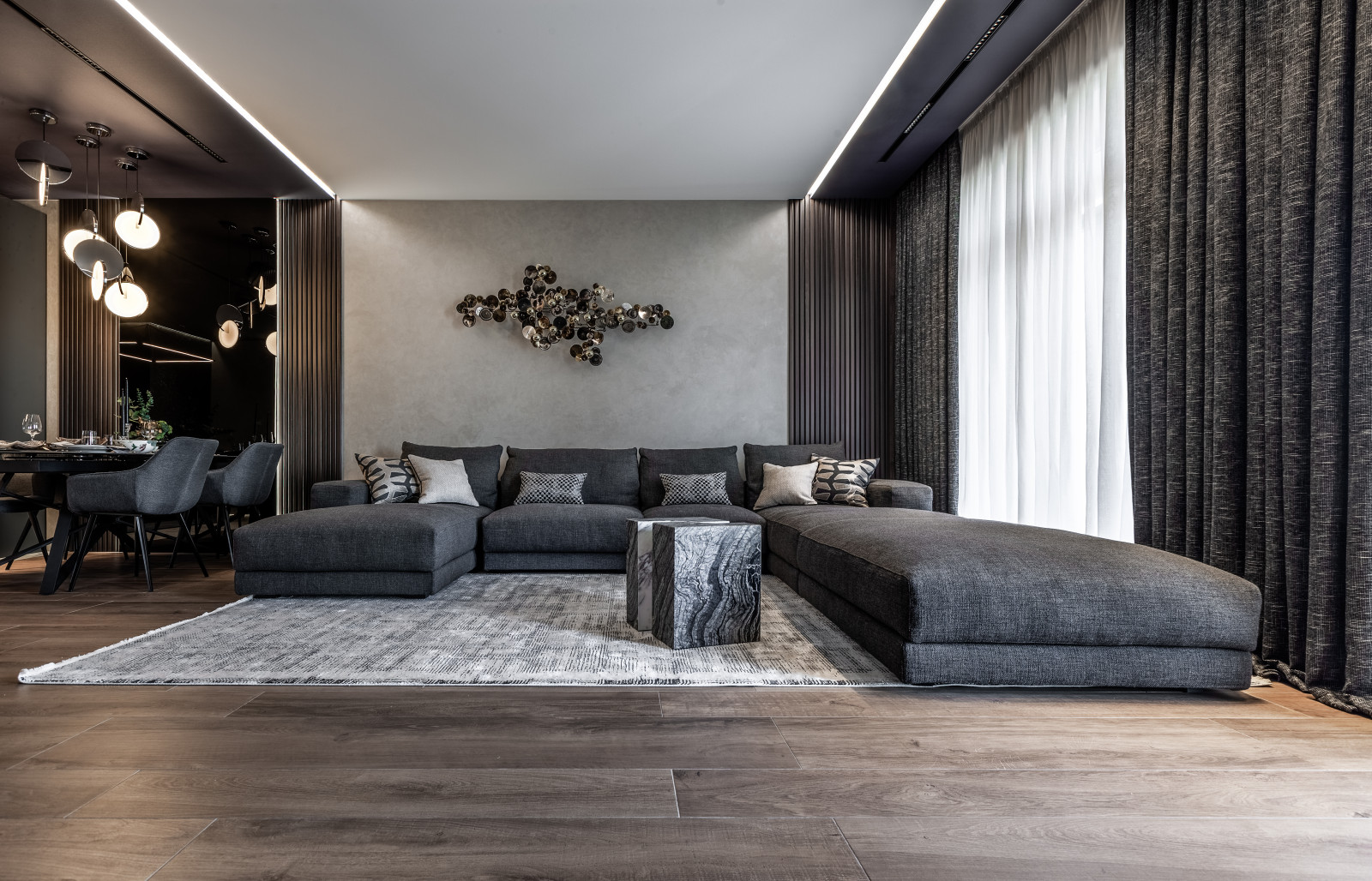 На берегу большой реки