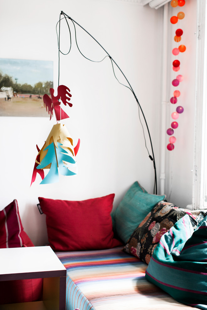 Новый свет: как нетривиально использовать светильники в интерьере