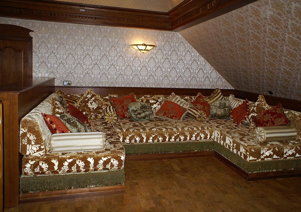 Домашний кинотеатр на мансарде