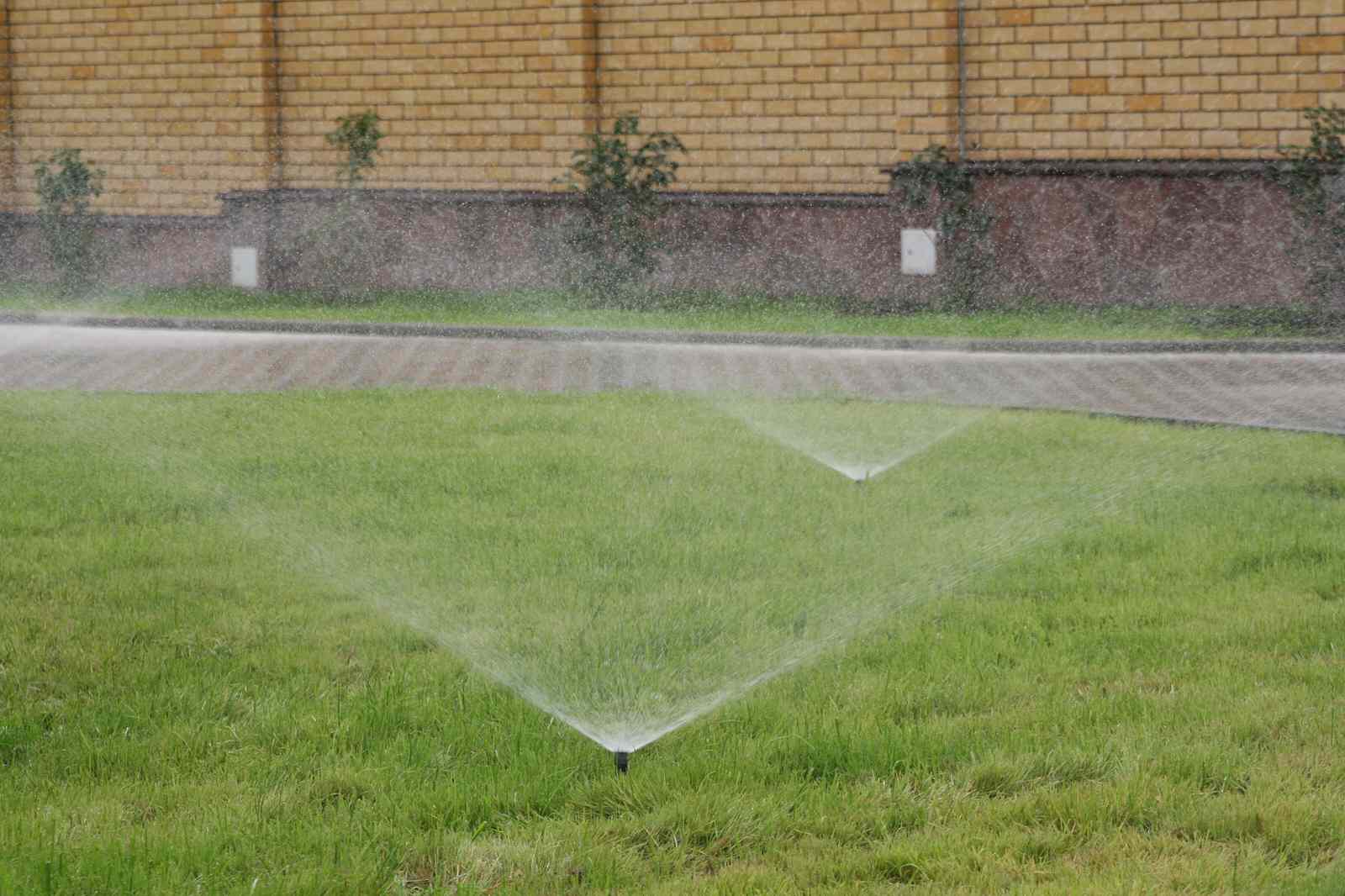 Работа системы автоматического полива