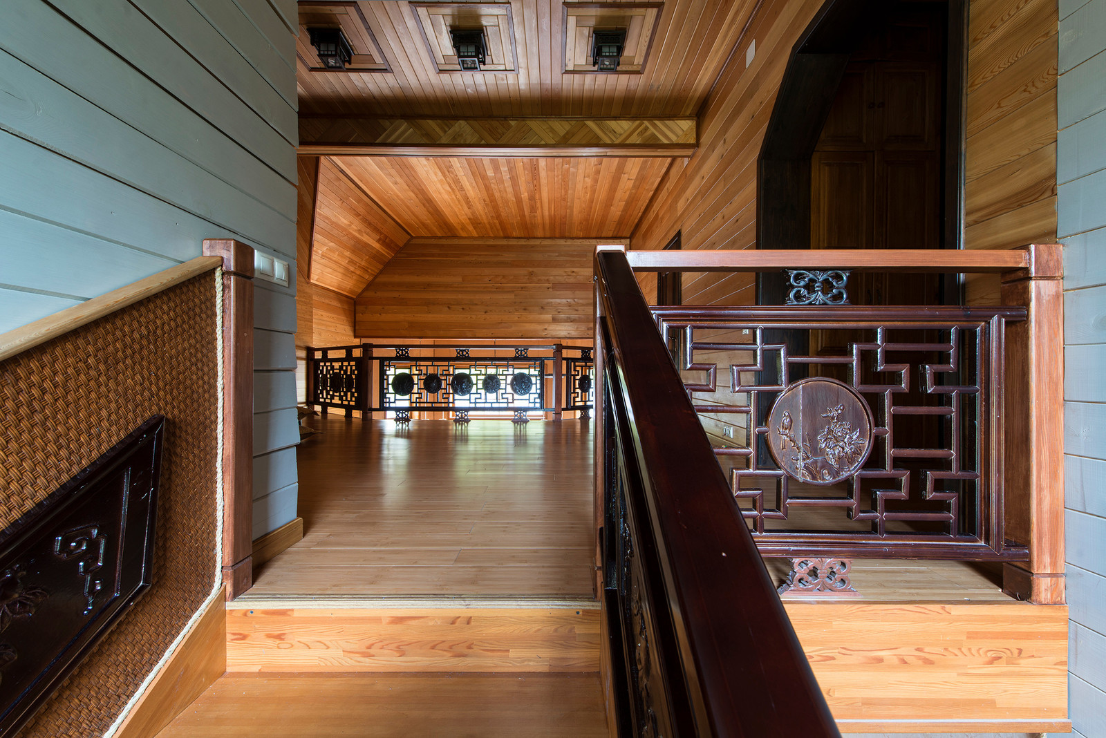 Интерьер в этническом стиле. Фотосъемка для журнала "Красивые деревянные дома"