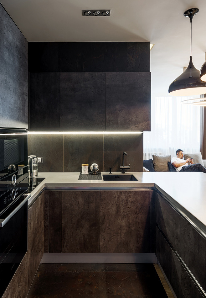 Квартира на набережной