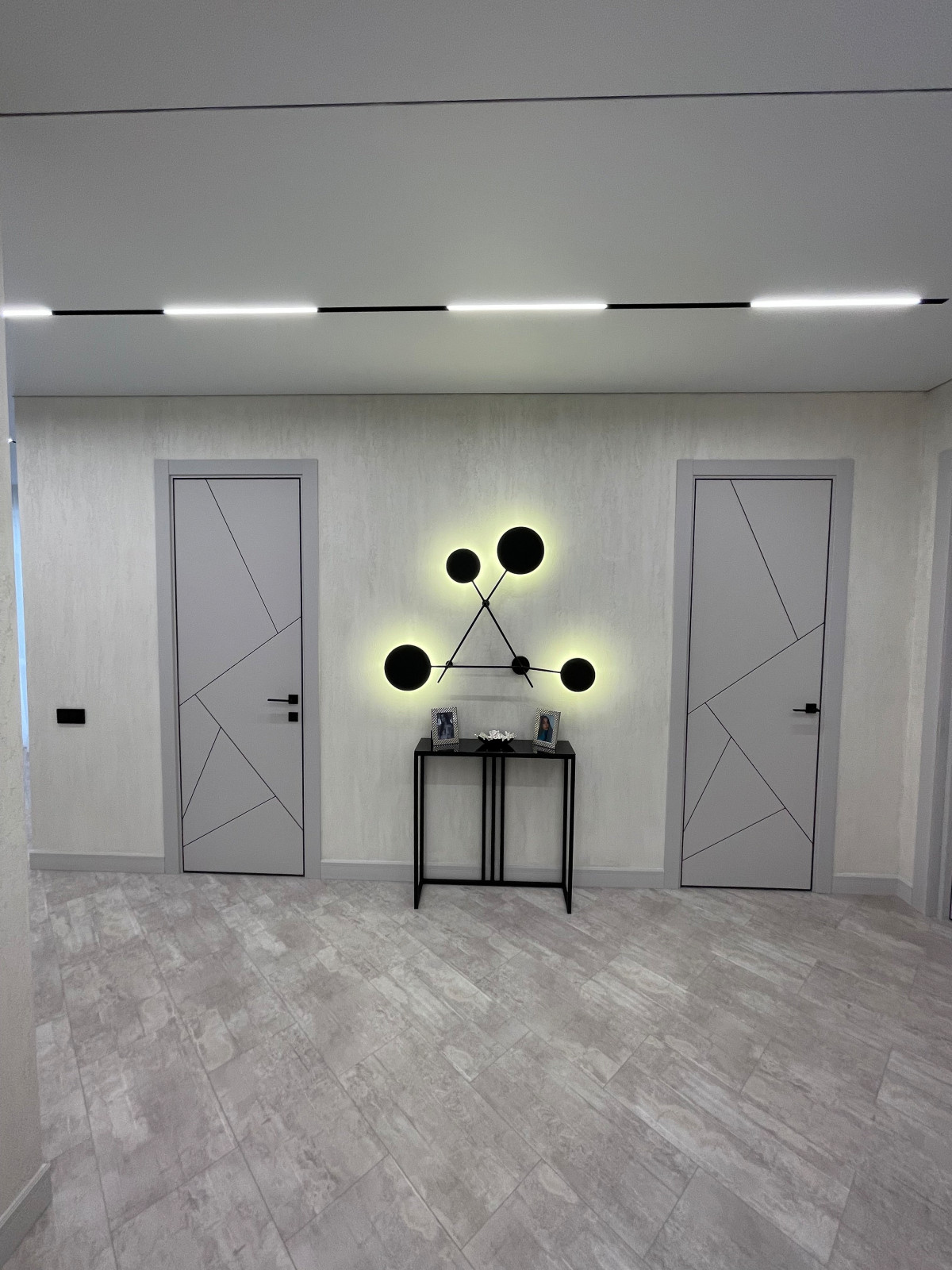 Обложка проекта: Теневые потолки в ЖК Заельцовский