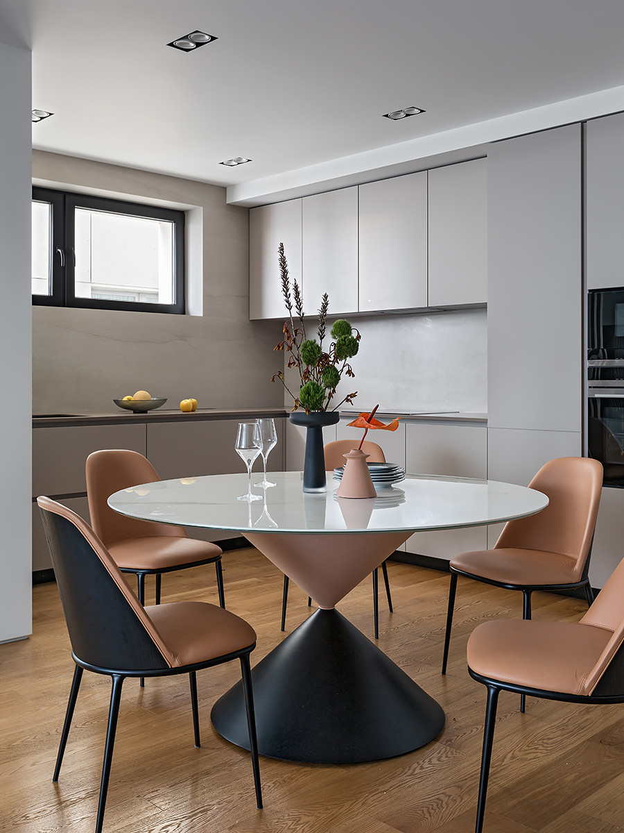 «Черный квадрат» в интерьере