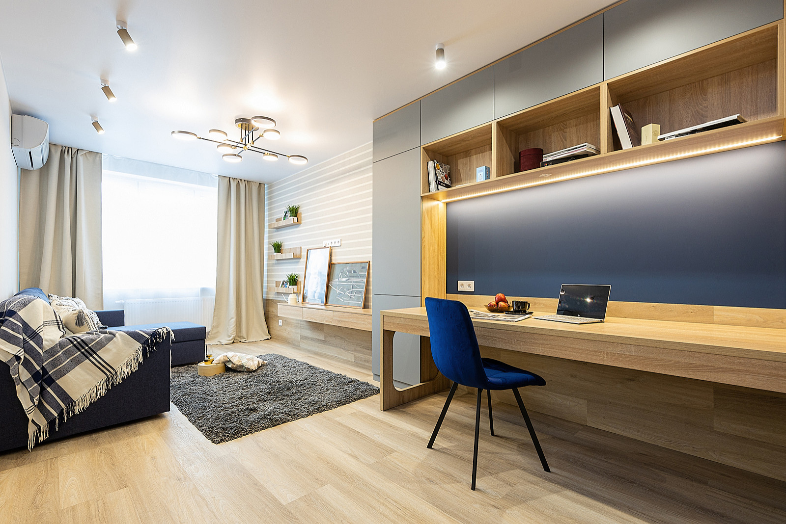 Обложка проекта: ул Романтиков