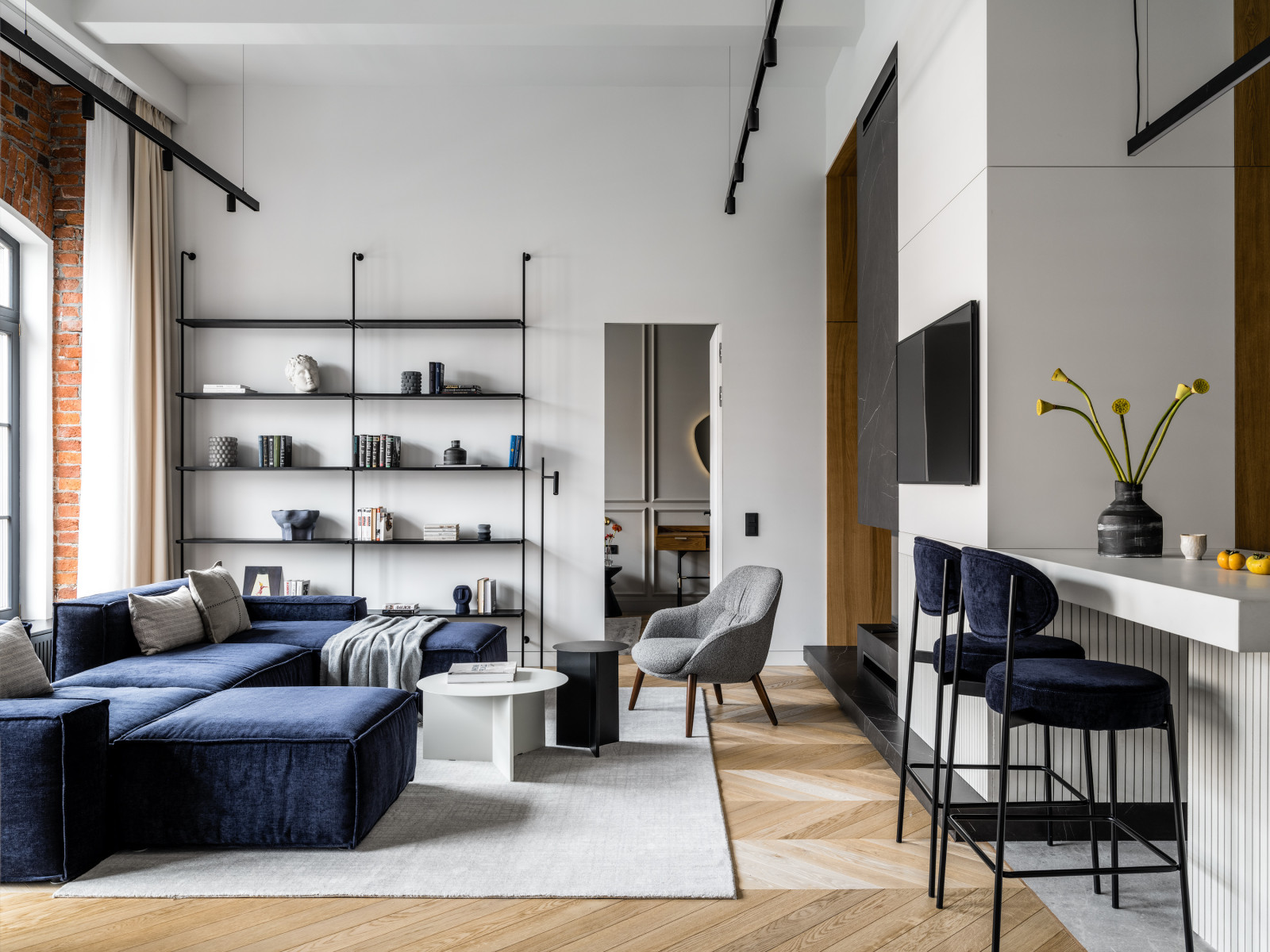 Квартира для семьи в Лофт Комплексе