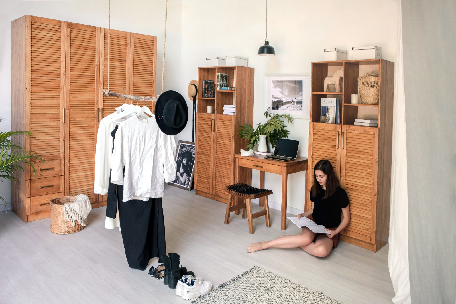 Обложка проекта: Набор мебели с жалюзийными фасадами