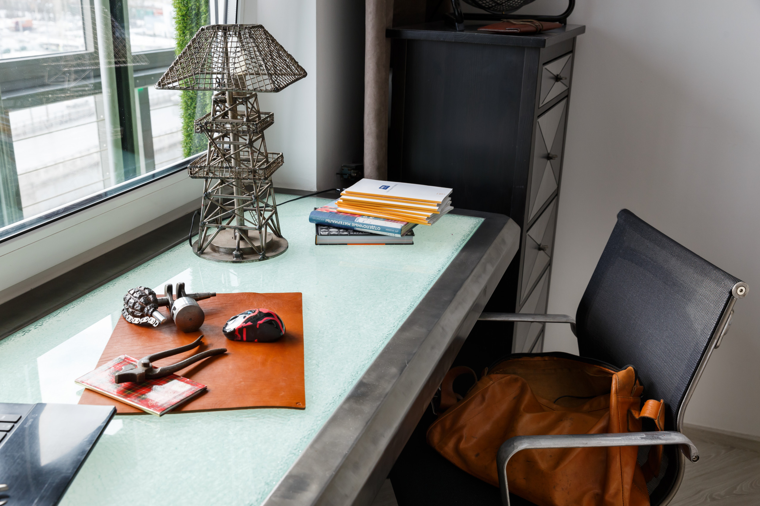 Houzz тур: Квартира сварщика-экспериментатора в Петербурге