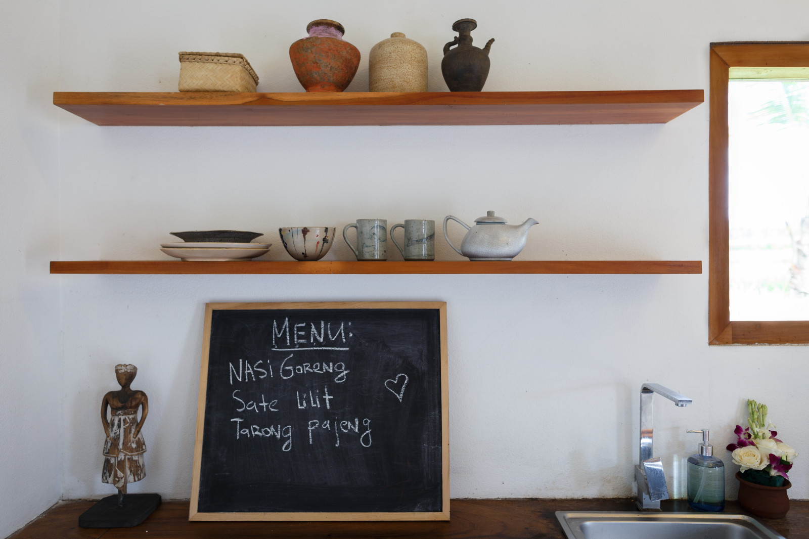 Вилла All Saints