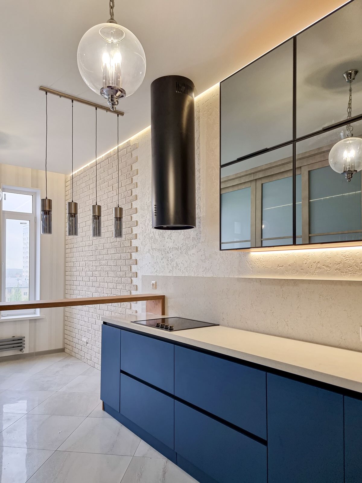 Обложка проекта: Проект кухни реализован в квартире на Крайнова