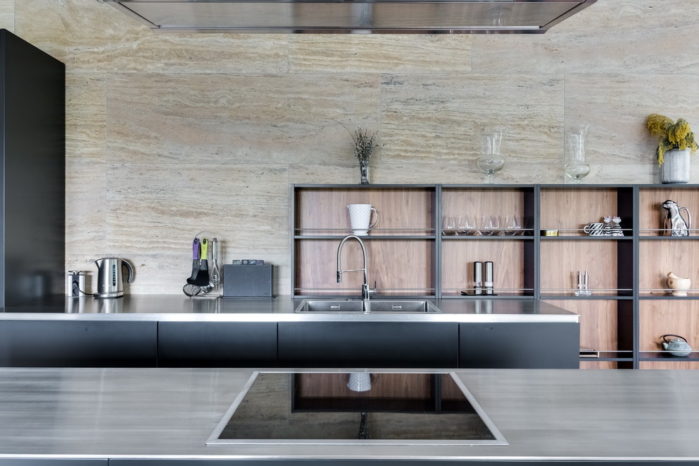 Кухня черного цвета