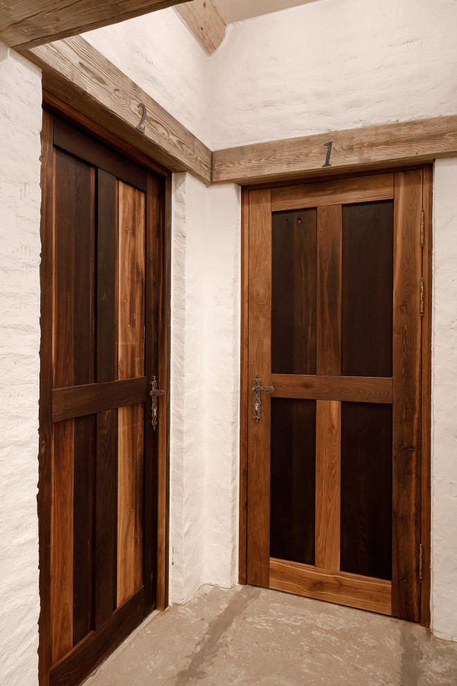 Дубовые двери