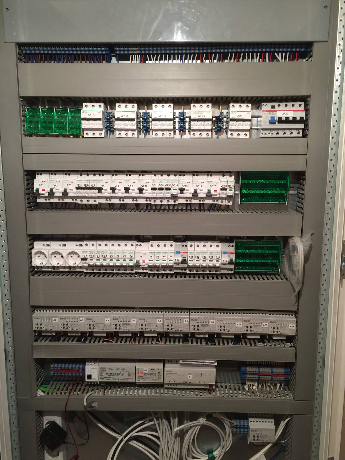 Villa with inside pool