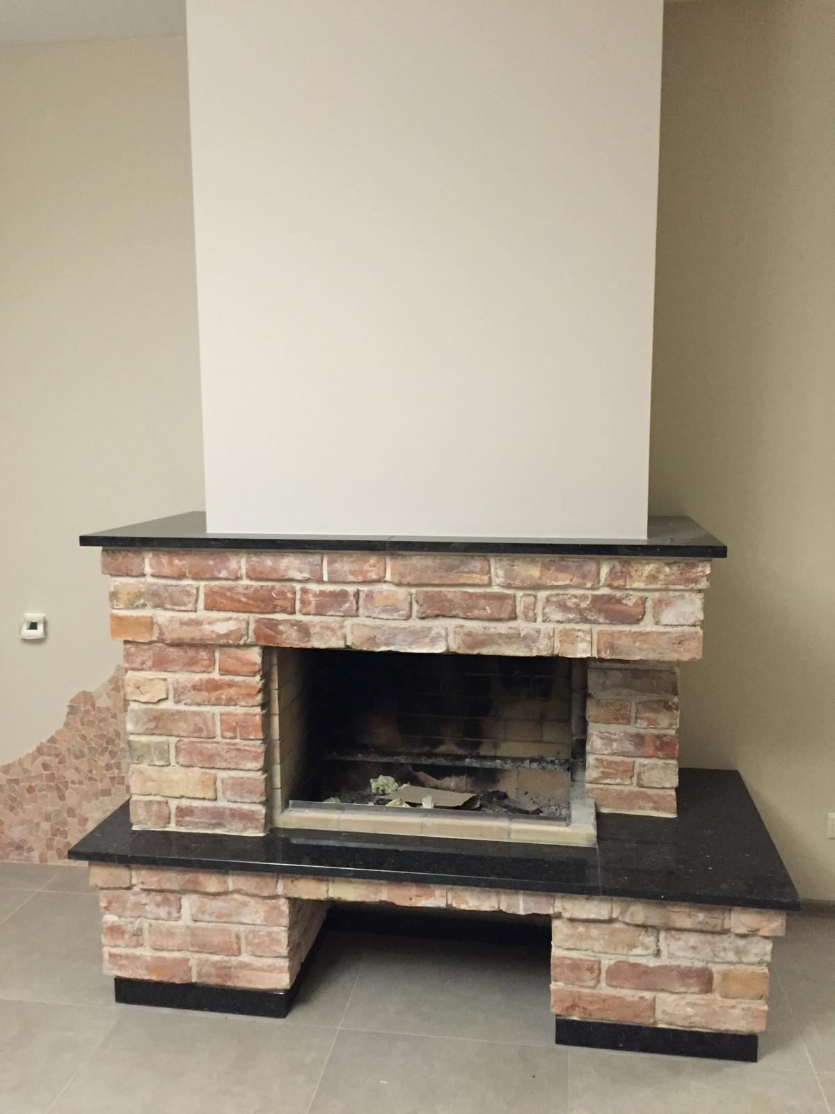 Обложка проекта: Камин из кирпича 19 века