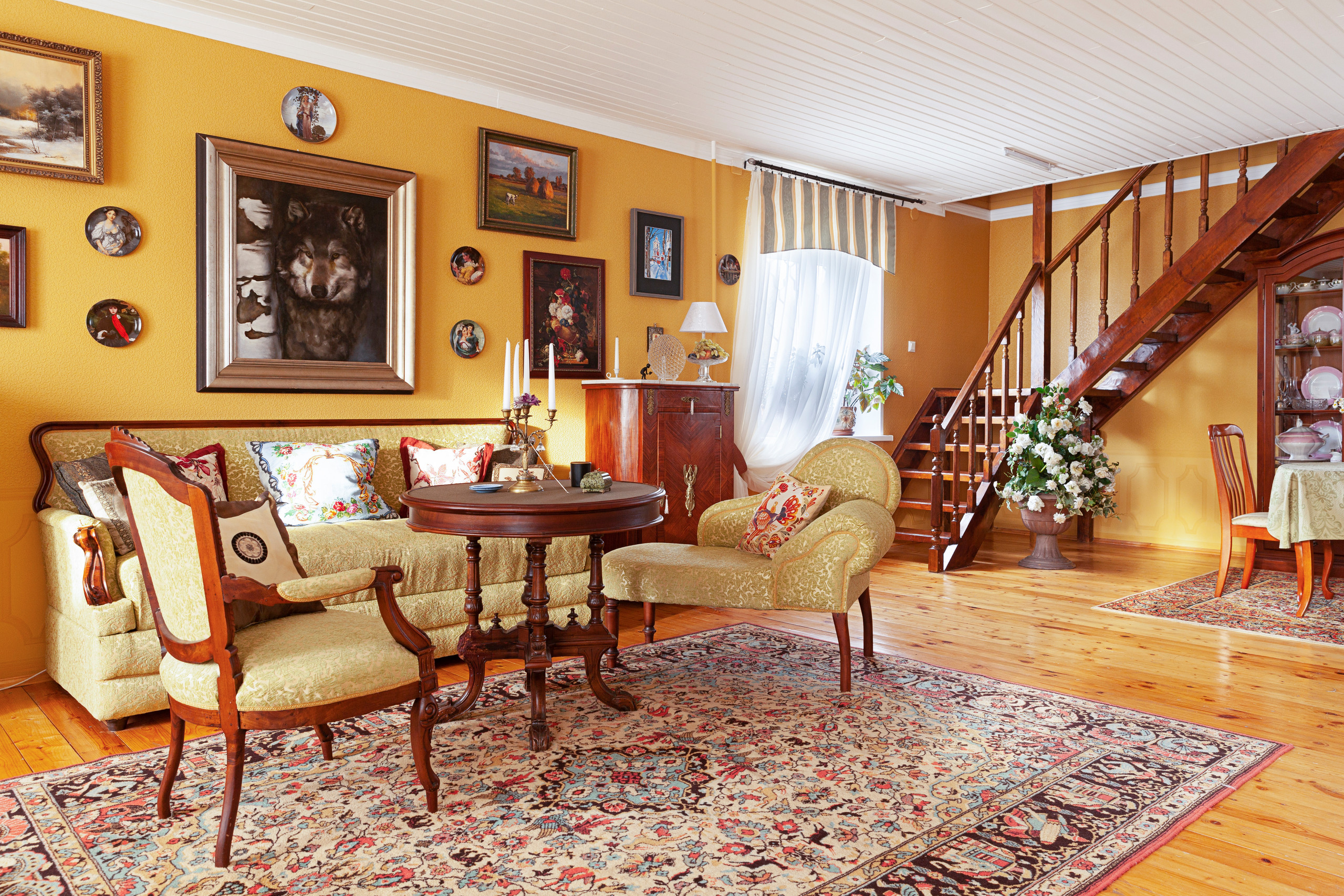 В гостях: У юного ценителя антиквариата — теперь и на даче