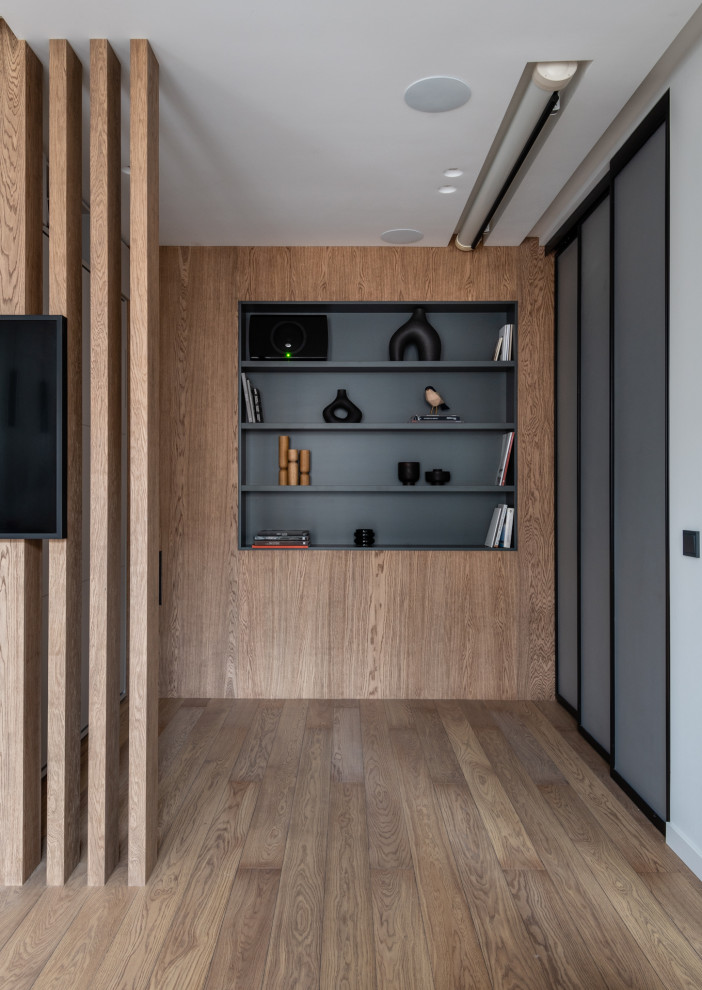 KOMSOM FLAT