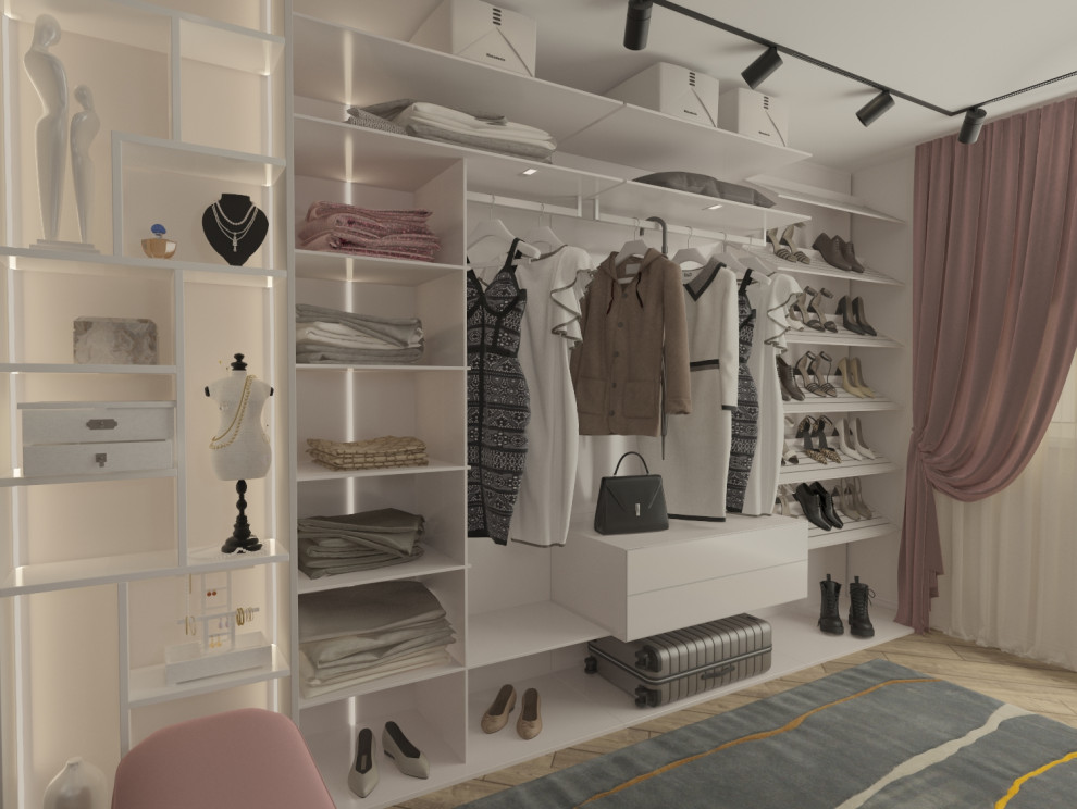 4х Комнатная квартира.