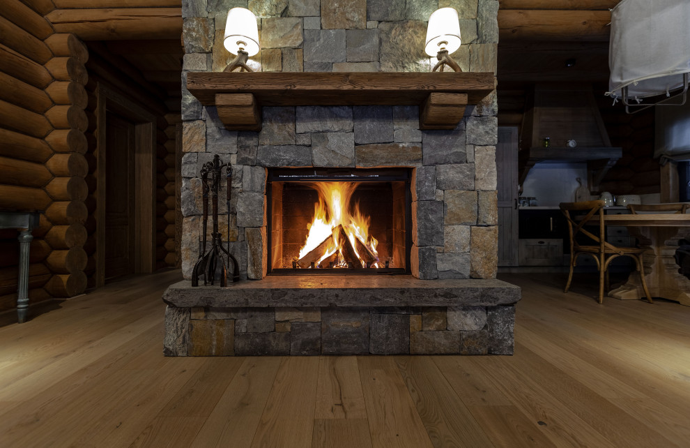 Камин в загородном доме