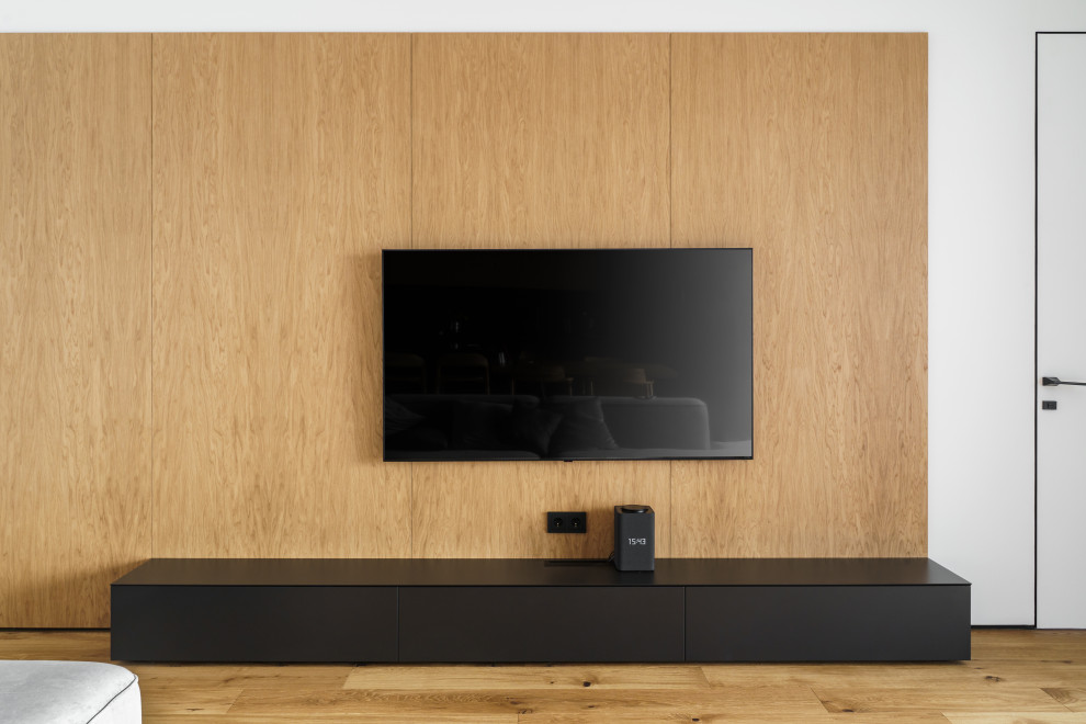 Черная тумба в гостиной