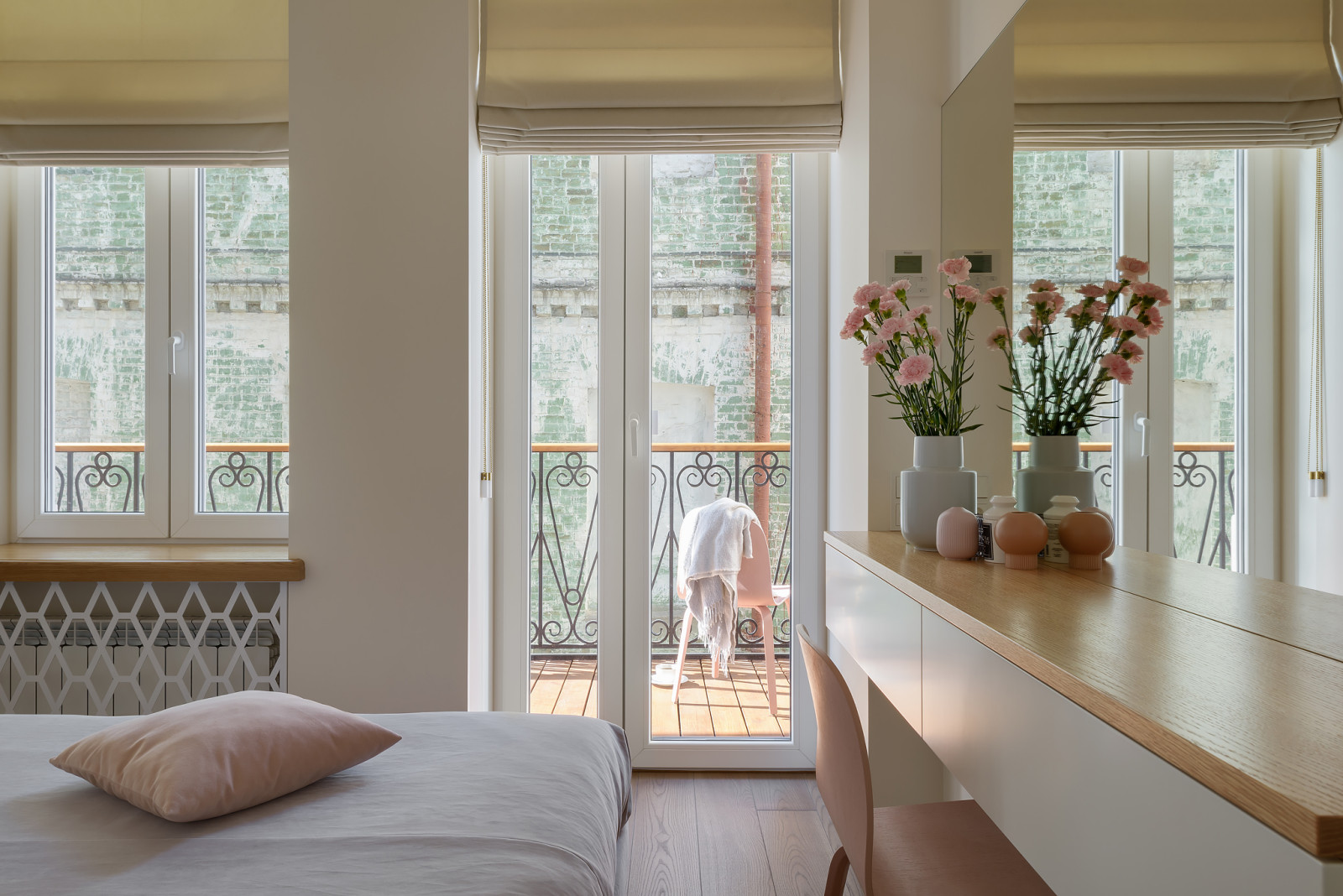 RS • Светлая спальня