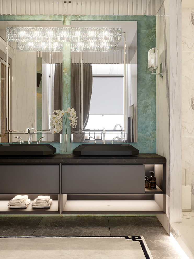 Тихвинъ Luxury