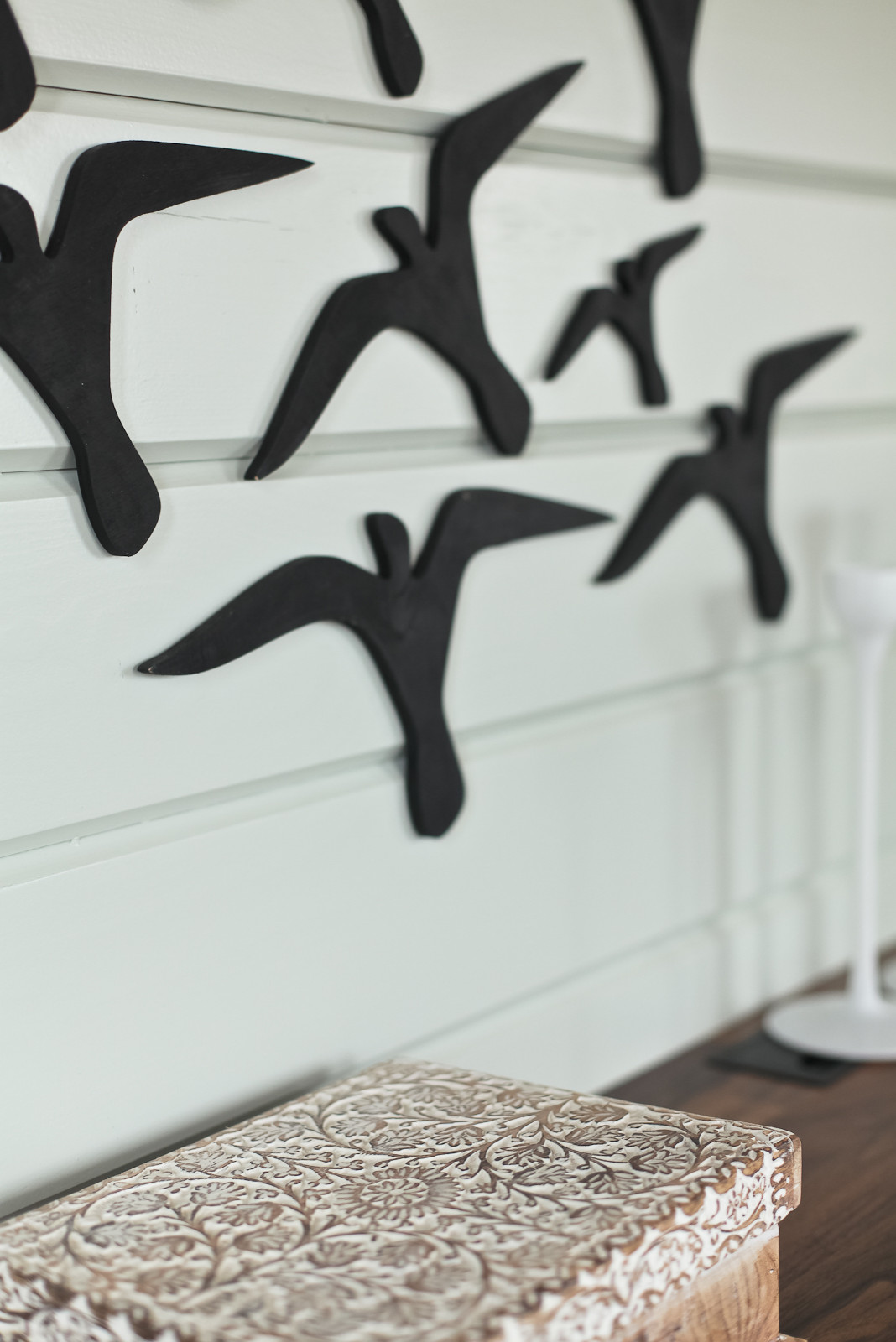 Деревянный гостевой дом в скандинавском стиле с винтажными деталями