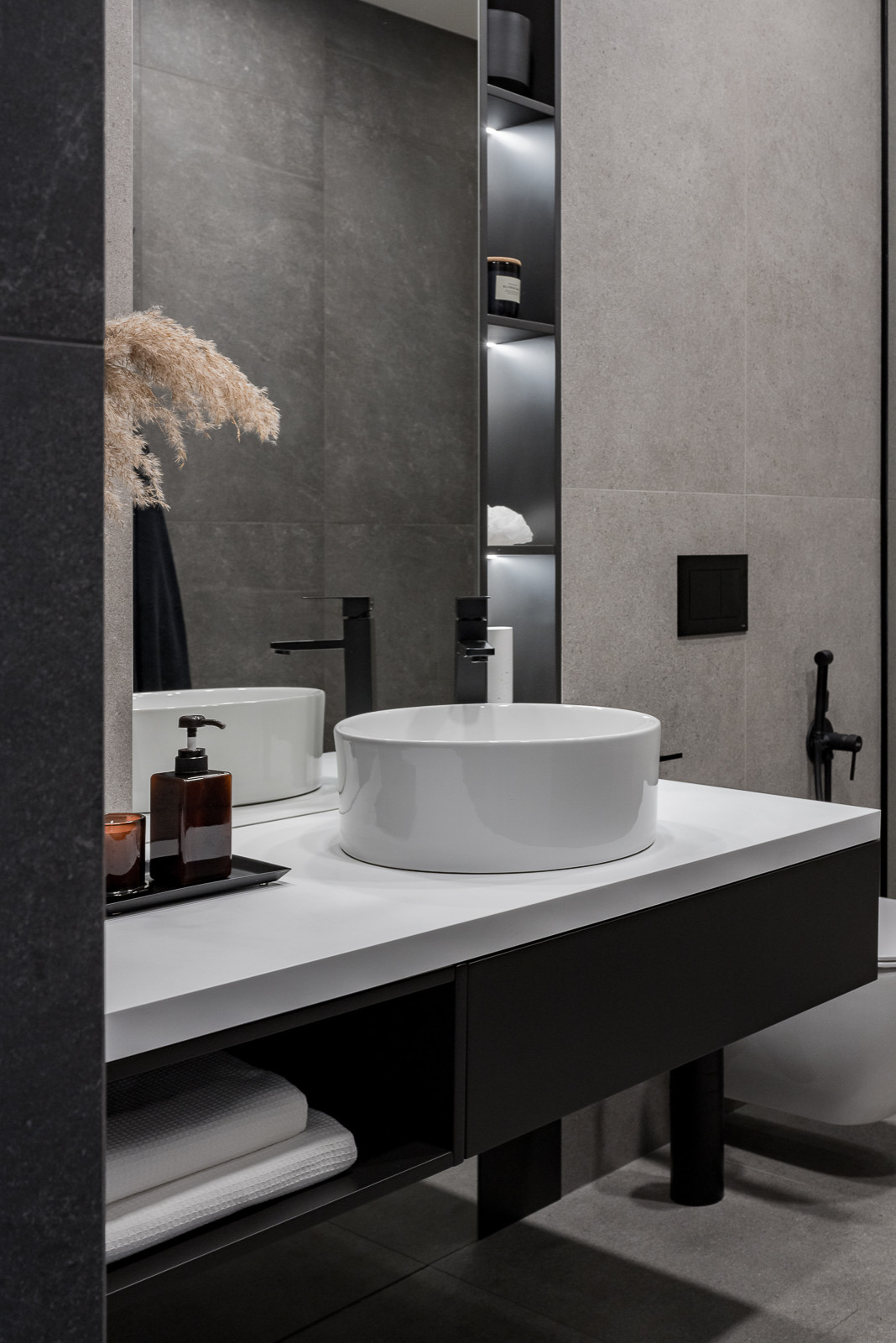 Интерьер квартиры по проекту студии "РТУТЬ"