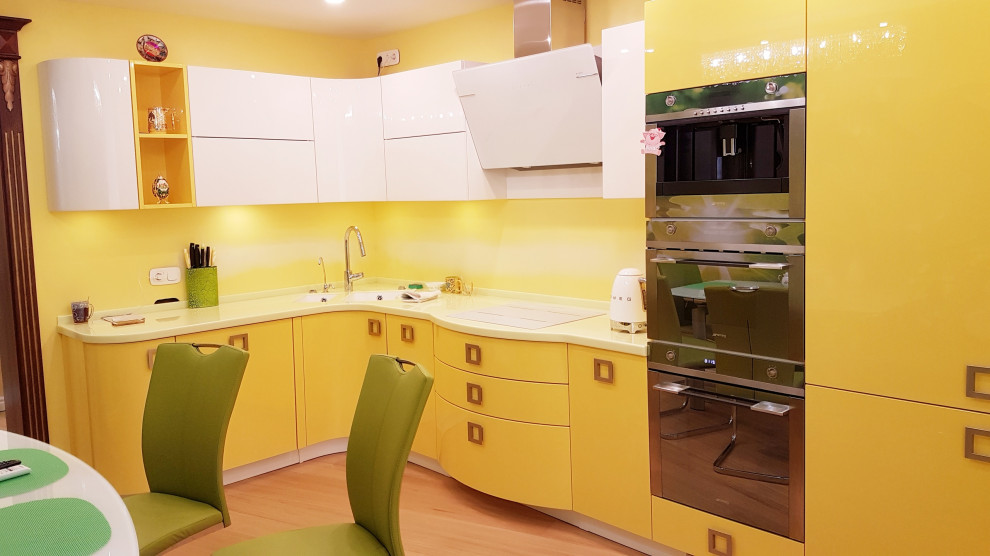 Обложка проекта: Кухня