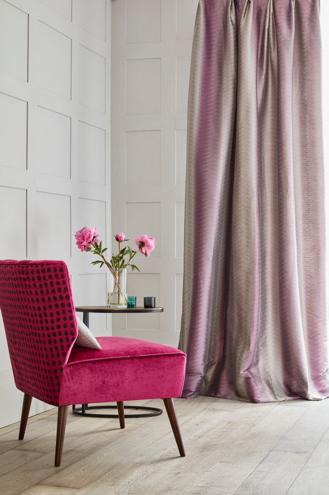 Ткани James Hare 2016: коллекции Constellation и Kaleidoscope