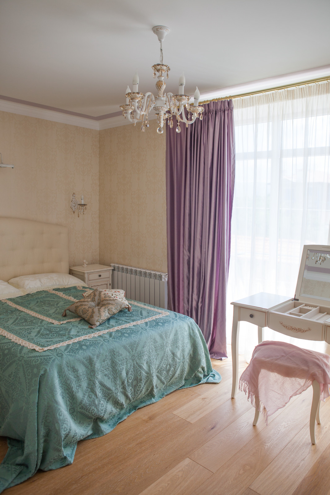 Интерьер жилого дома в с.Кабардинка (Геленджикский р-н)