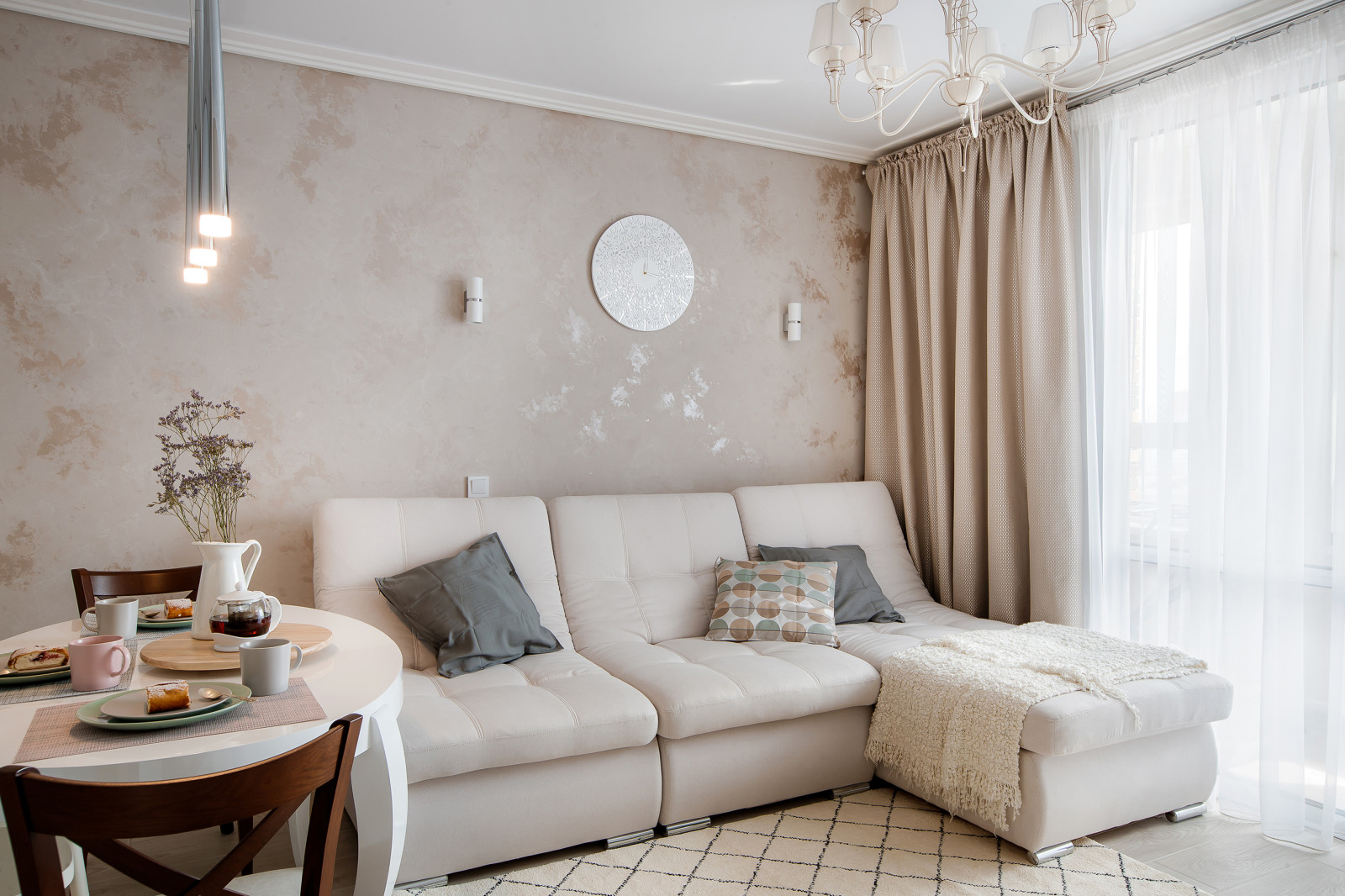 Милота на Новаторов