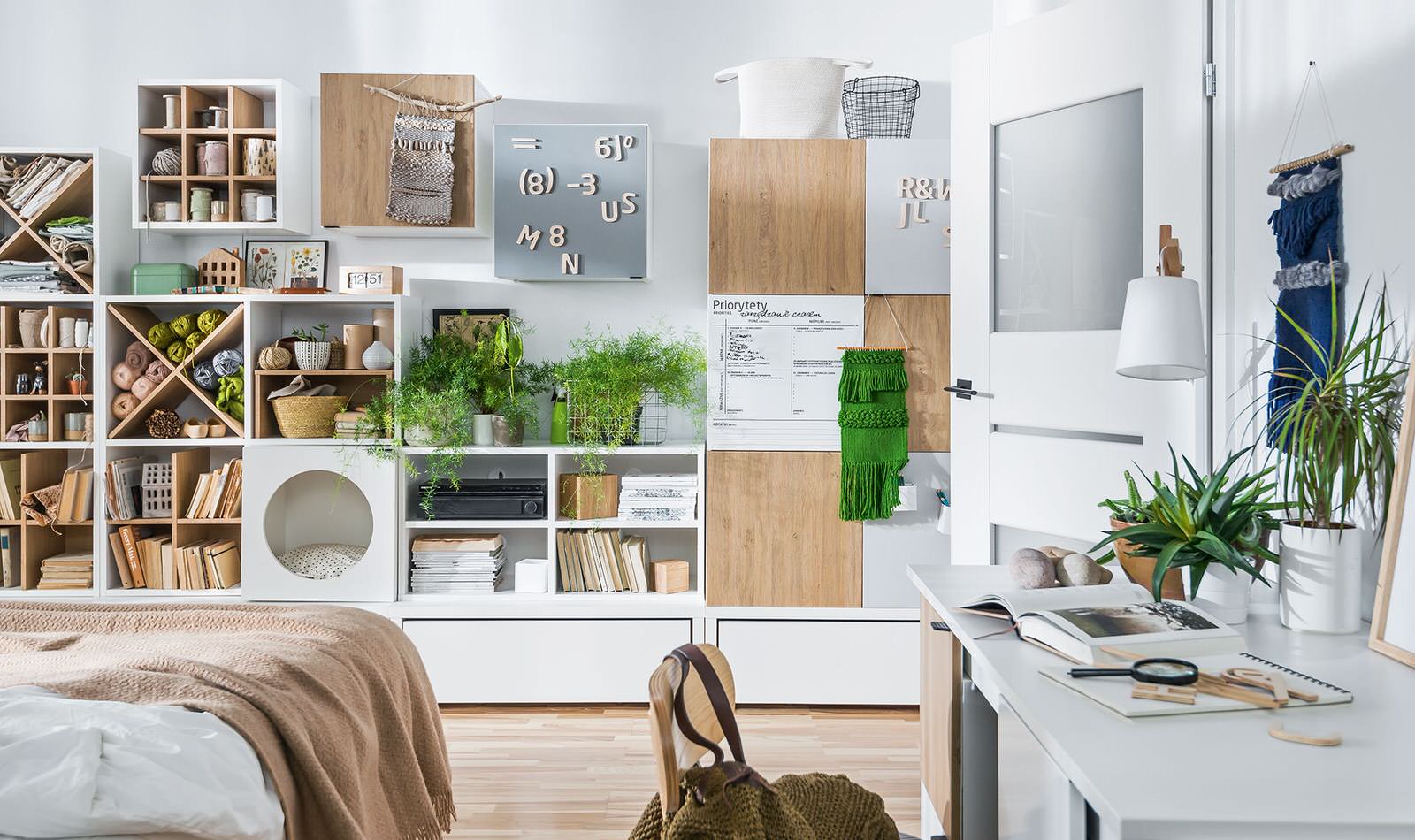 Young Users ИНДИВИДУАЛЬНОСТЬ, КРЕАТИВНОСТЬ, ИННОВАЦИИ