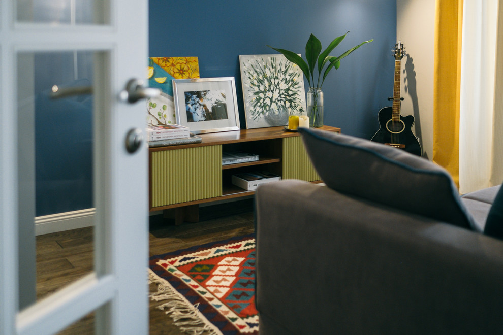 Houzz тур: Двухкомнатная квартира с килимами в доме серии II-14