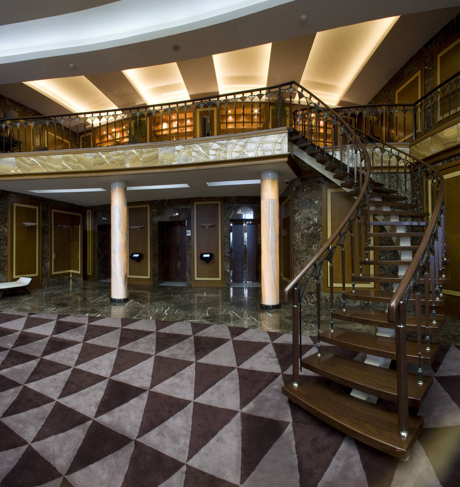 Толстова Олеся