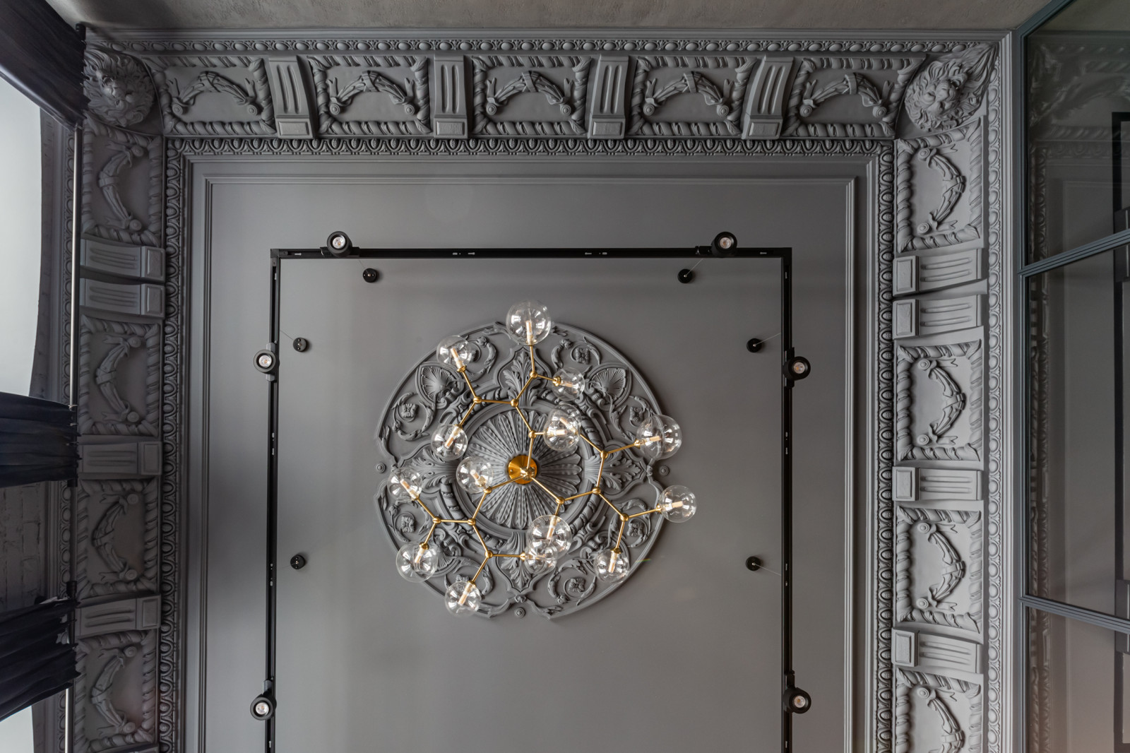 Черный интерьер 66 м.кв.